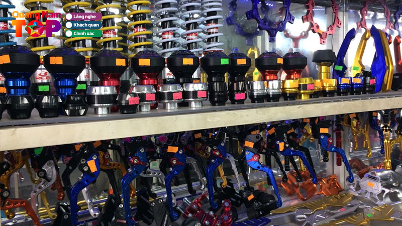 Top-5-cua-hang-phu-tung-trang-tri-xe-may-quang-nam-dep-chat-quang-nam-chinh-hang-quangnamtoplist