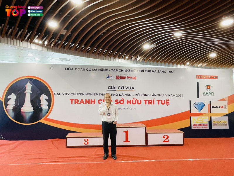 Doi-net-ve-giai-co-vua-cup-so-huu-tri-tue01-quangnamtoplist