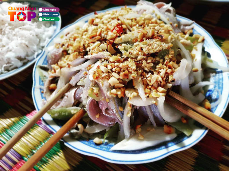 Thuong-thuc-am-thuc-noi-tieng-tai-lang-bich-hoa-tam-thanh-quang-nam-quangnamtoplist