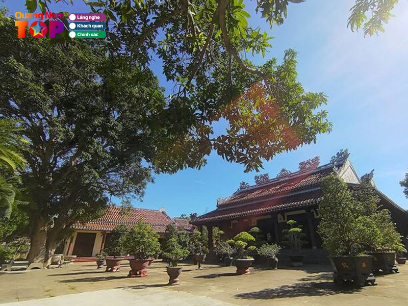 Chia-se-kinh-nghiem-tham-quan-chua-chuc-thanh-hoi-an-quangnamtoplist