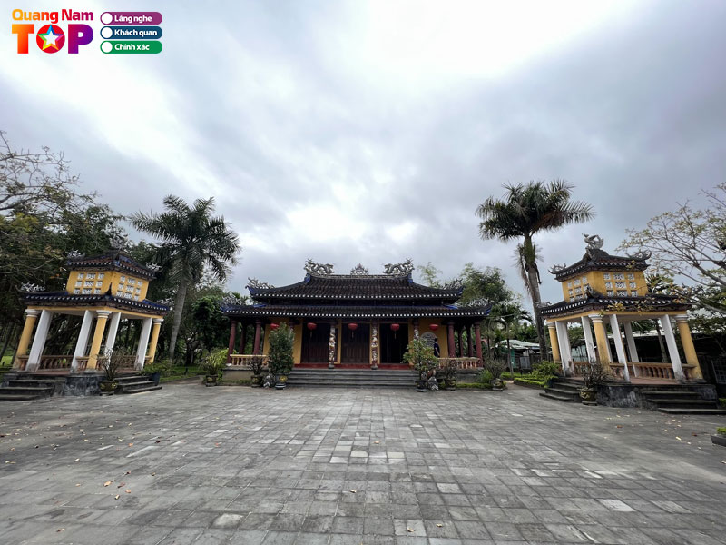 Kham-pha-va-trai-nghiem-du-lich-tai-van-thanh-khong-mieu-quangnamtoplits