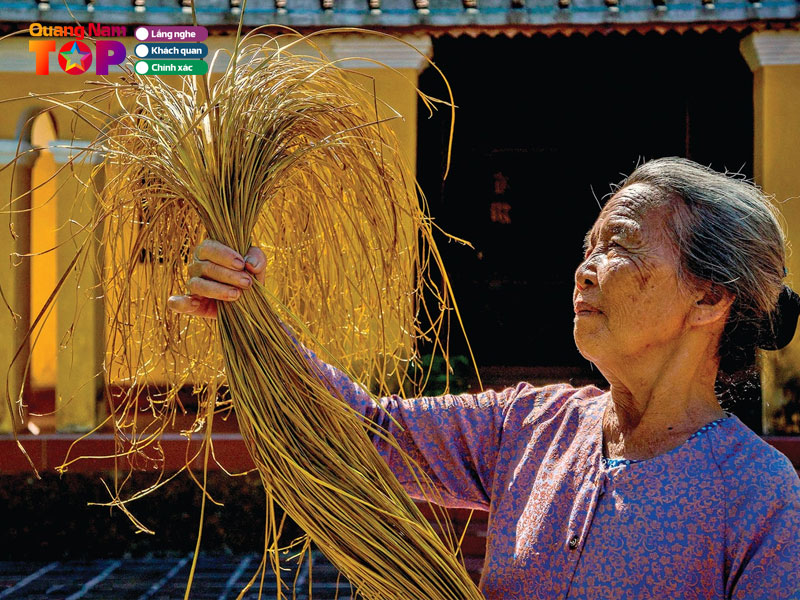 Tham-gia-lam-chieu-coi-tai-lang-nghe-thach-tan-quangnamtoplist