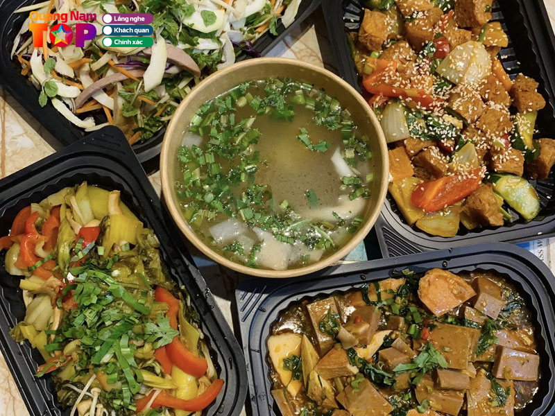 Am-thuc-chay-an-quangnamtoplist