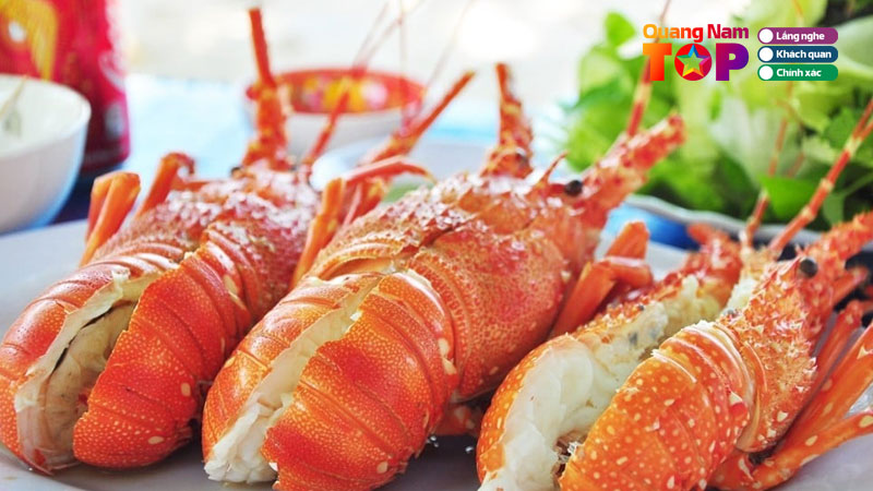 Top-5-dia-chi-ban-tom-hum-tai-quang-nam-ngon-tuoi-song-quangnamtoplist