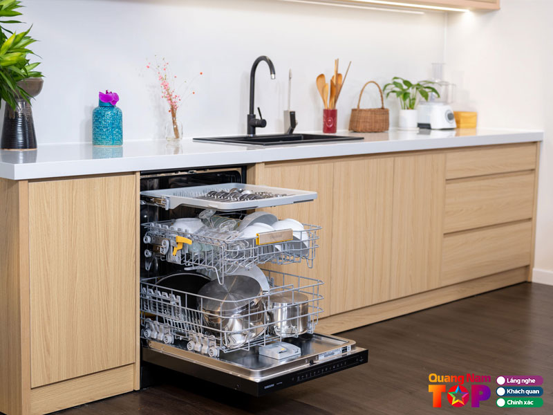 Bep-huy-hoang-quangnamtoplist