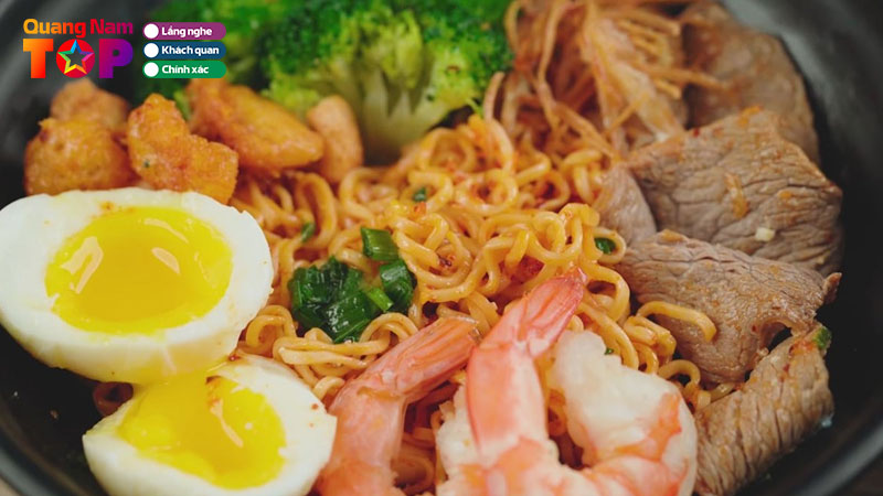 Top-5-dia-chi-ban-mi-tron-tai-quang-nam-ngon-re-dong-khach-quangnamtoplist