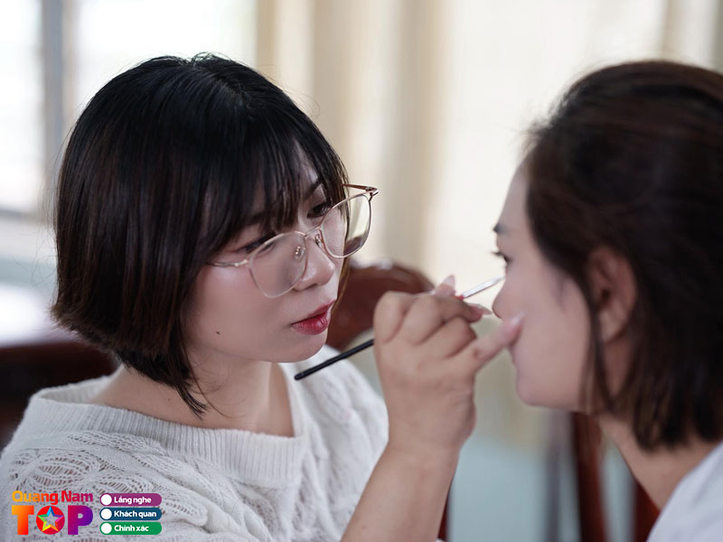 Queen-makeup-quangnamtoplist